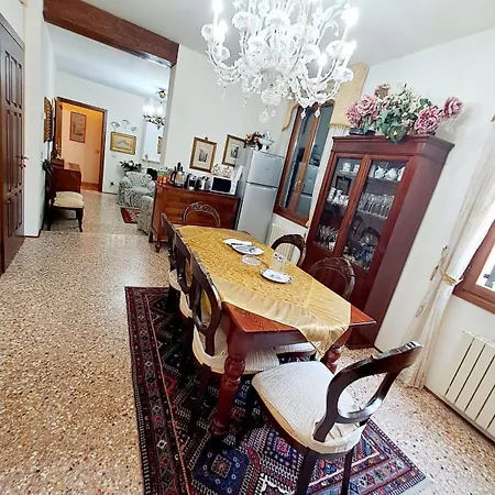 The Doge Apartment *