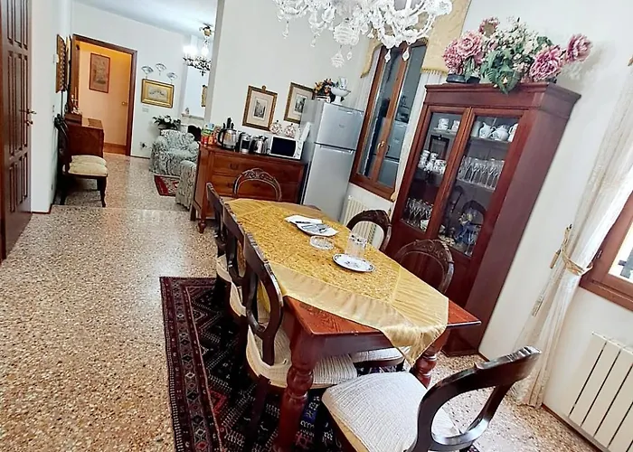 The Doge Apartment *